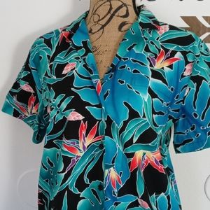 Authentic Hawaiian Hill Hattie Button top Sz S